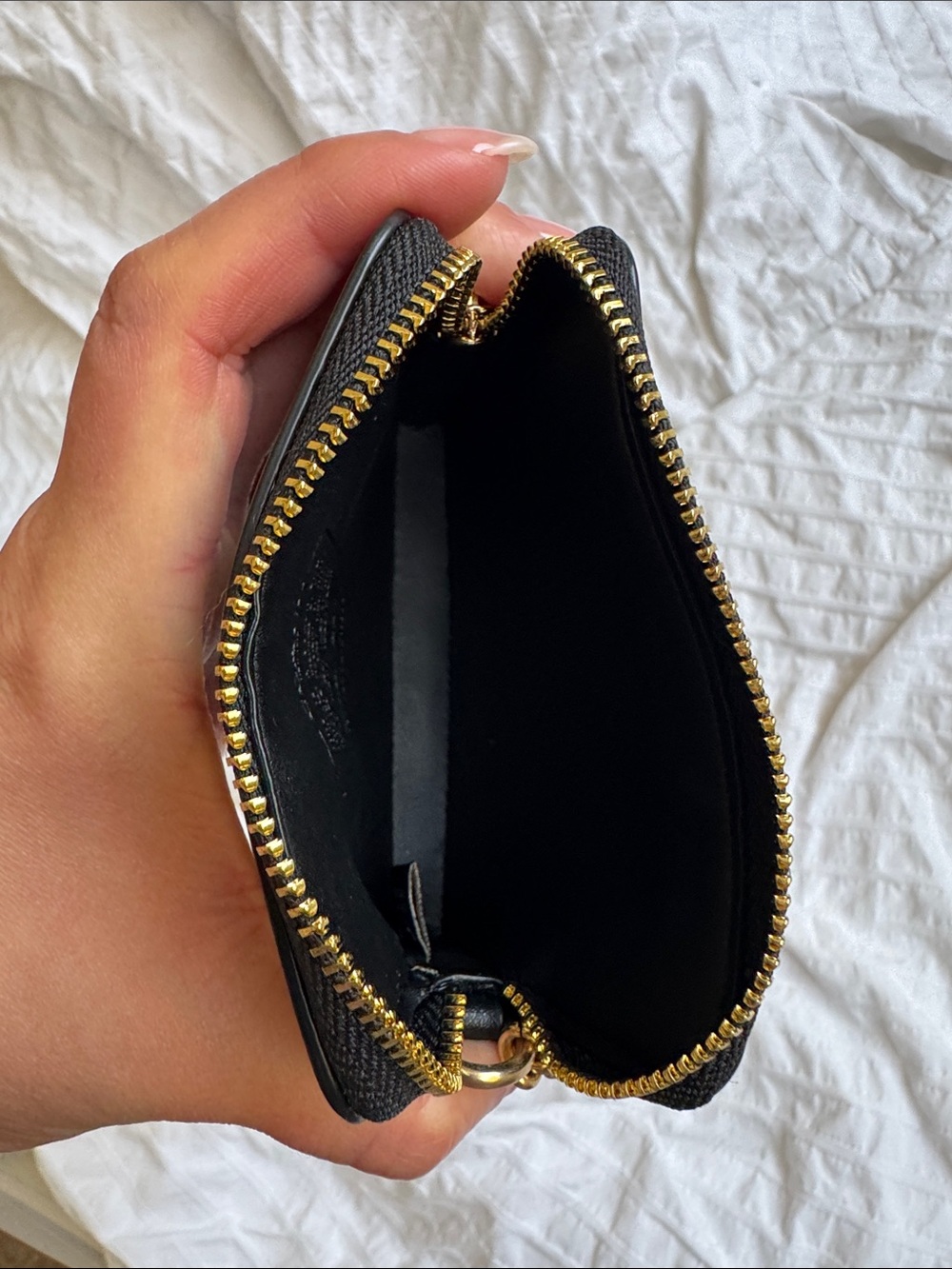 RARE Coach Brown Signature Canvas Card Case with Black Trim & Gold Chain - Picture 6 of 7